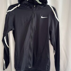 Nike Women’s  Black and White Windbreaker